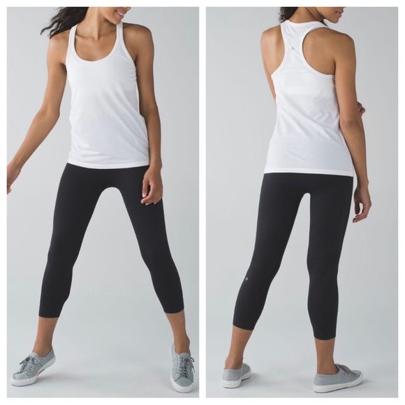 lululemon athletica Pants - Lululemon Zone In Crop Leggings in Black